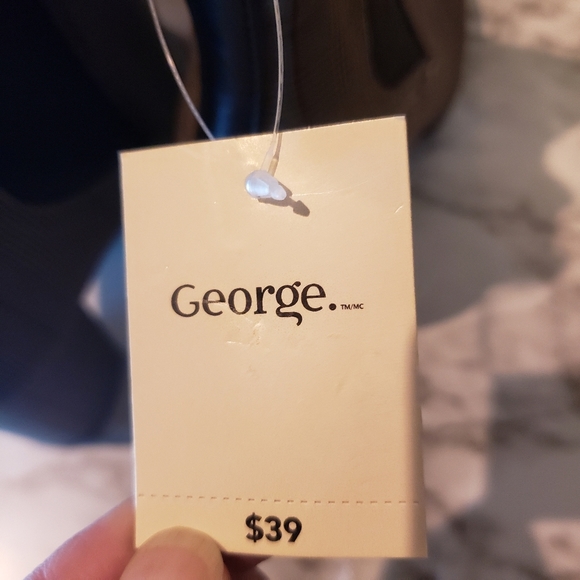 Plaid pull on ankle booties size 9 - Picture 7 of 9